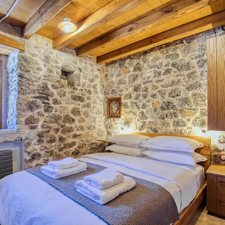 Apartman Roino Mountain House *